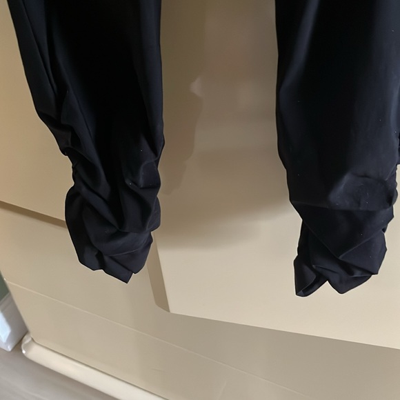 Capris - Picture 2 of 3